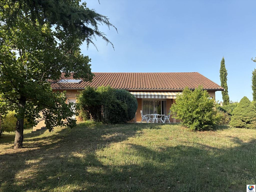 Villa FRONTONAS 399900€ Alexandre Lachaud IMMOBILIER Villa FRONTONAS 399900€ Alexandre Lachaud IMMOBILIER