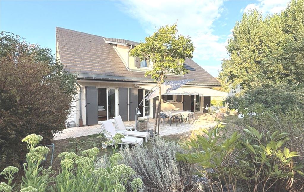 Villa ST QUENTIN FALLAVIER 440000€ Alexandre Lachaud IMMOBILIER Villa ST QUENTIN FALLAVIER 440000€ Alexandre Lachaud IMMOBILIER